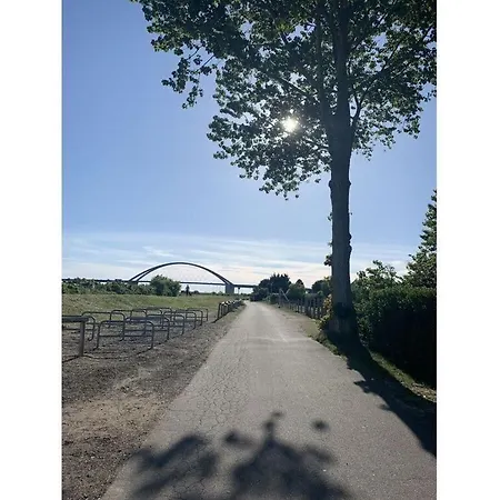 Island Nest Modern Retreat בית נופש